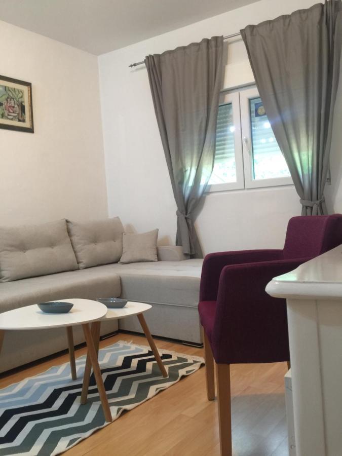 Apartman Lili Cetinje Exterior foto